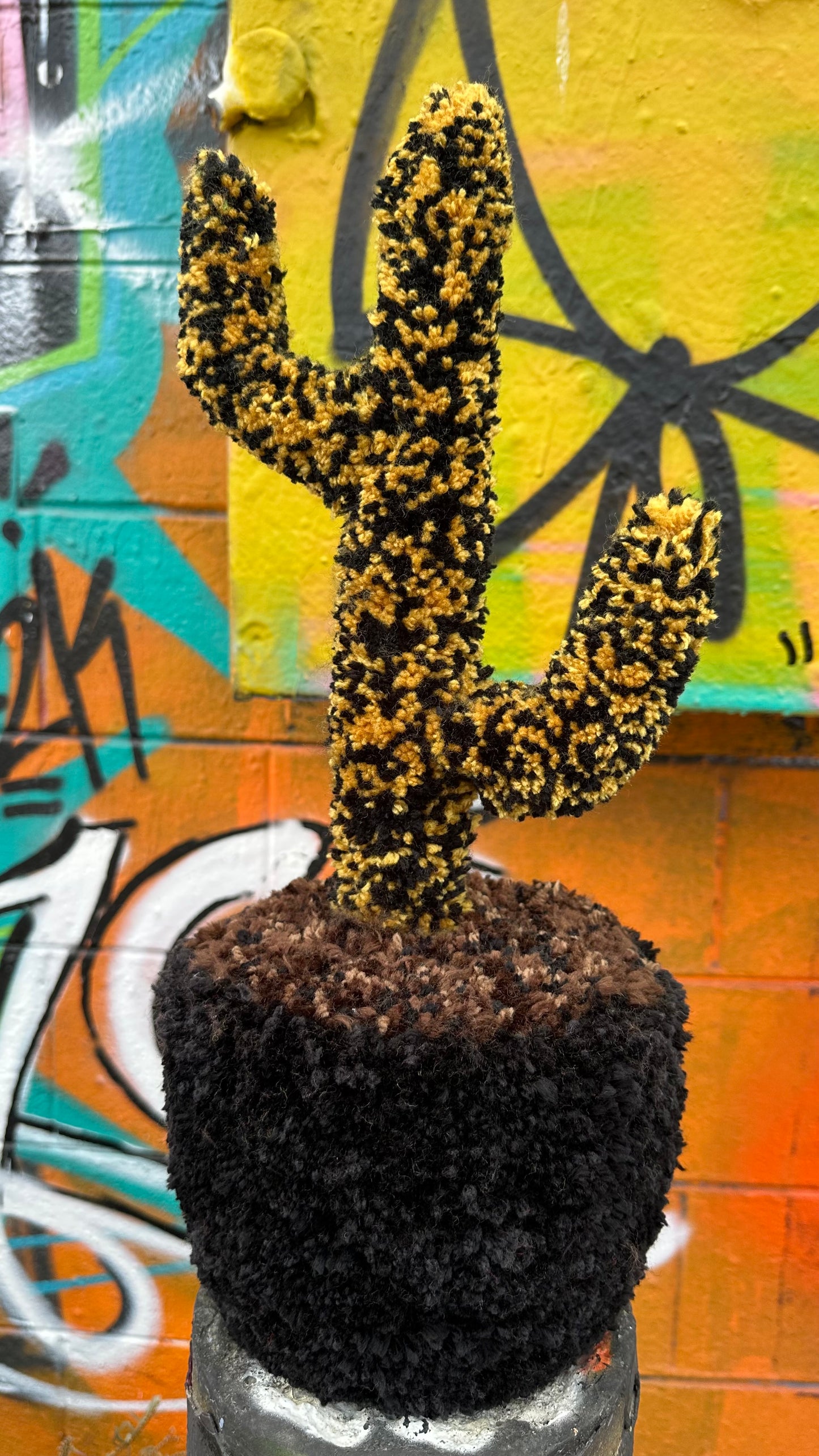 Yarn Cactus: Black and Gold
