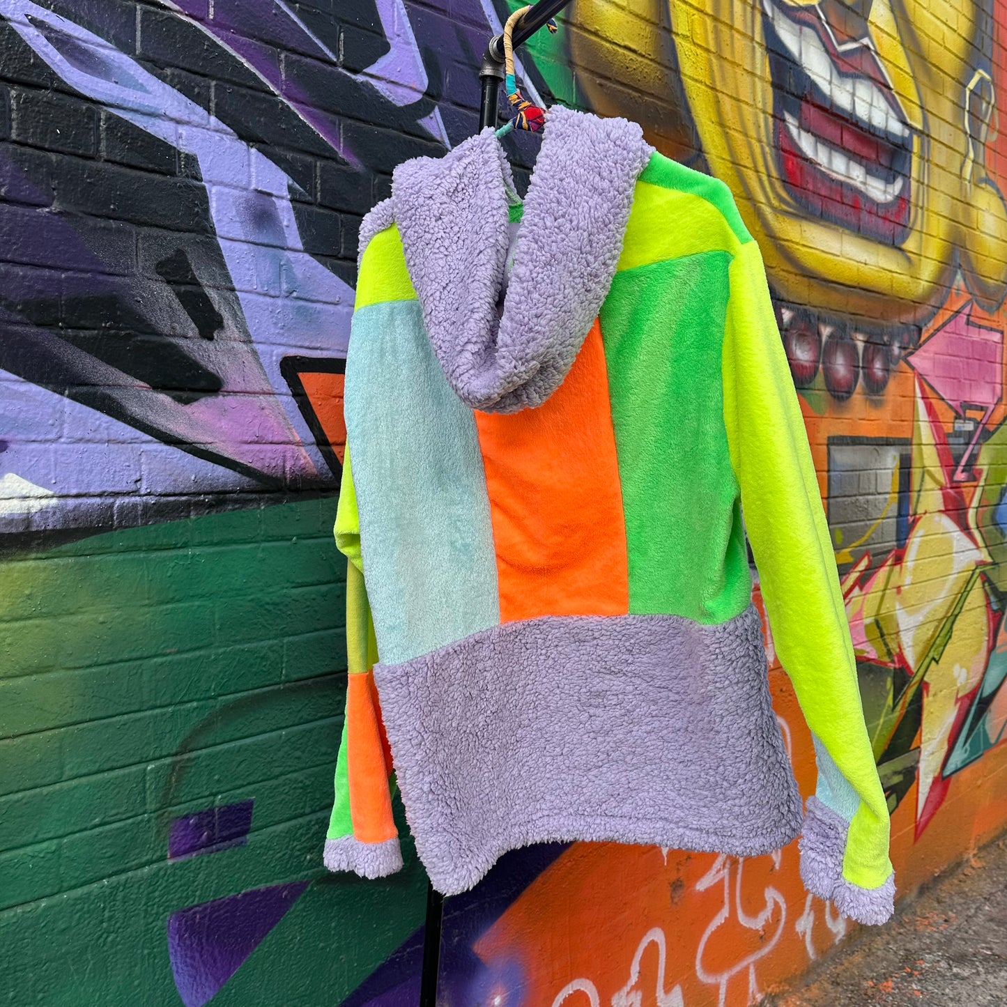Fuzzy Sweatshirt: #21 ✿ L/XL