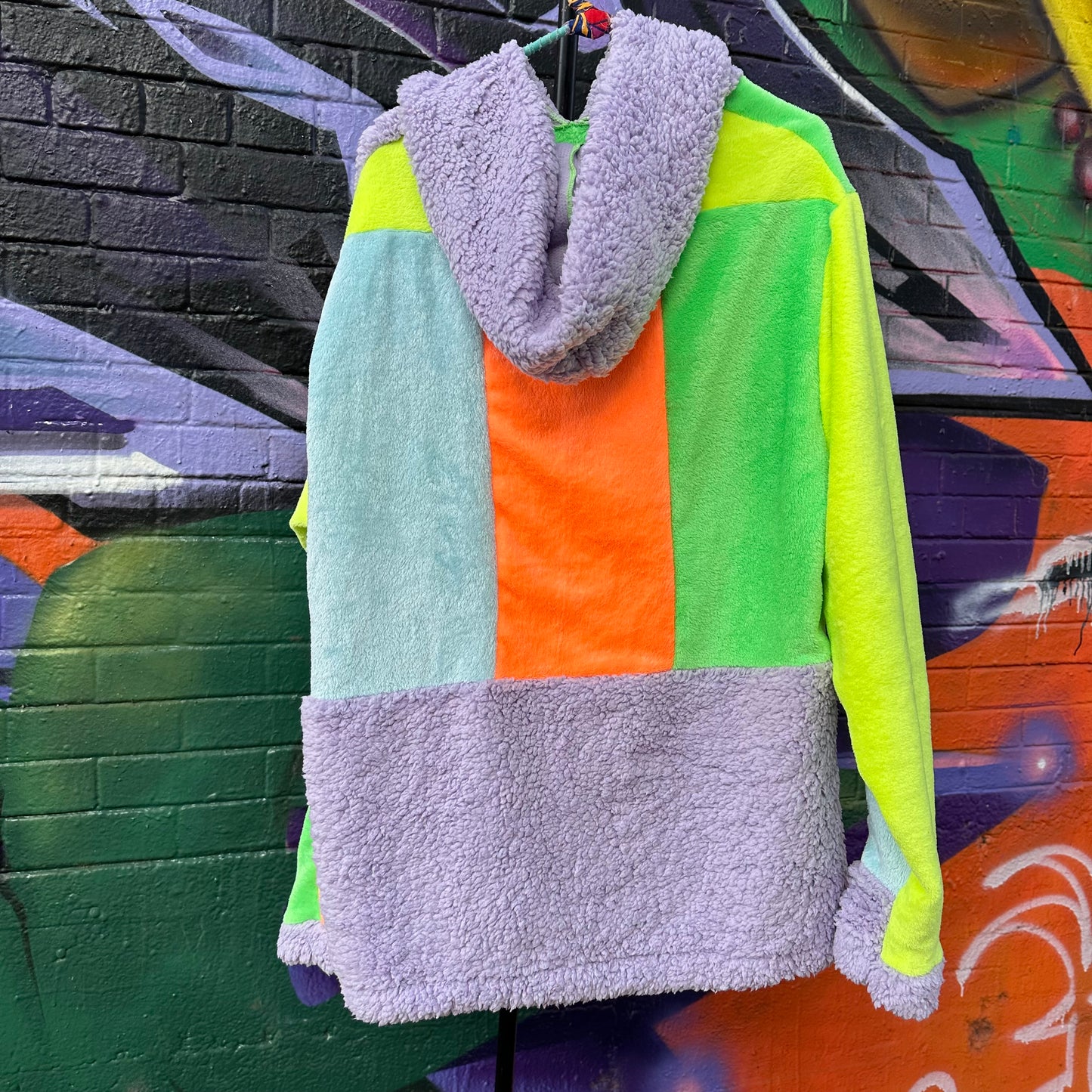 Fuzzy Sweatshirt: #21 ✿ L/XL
