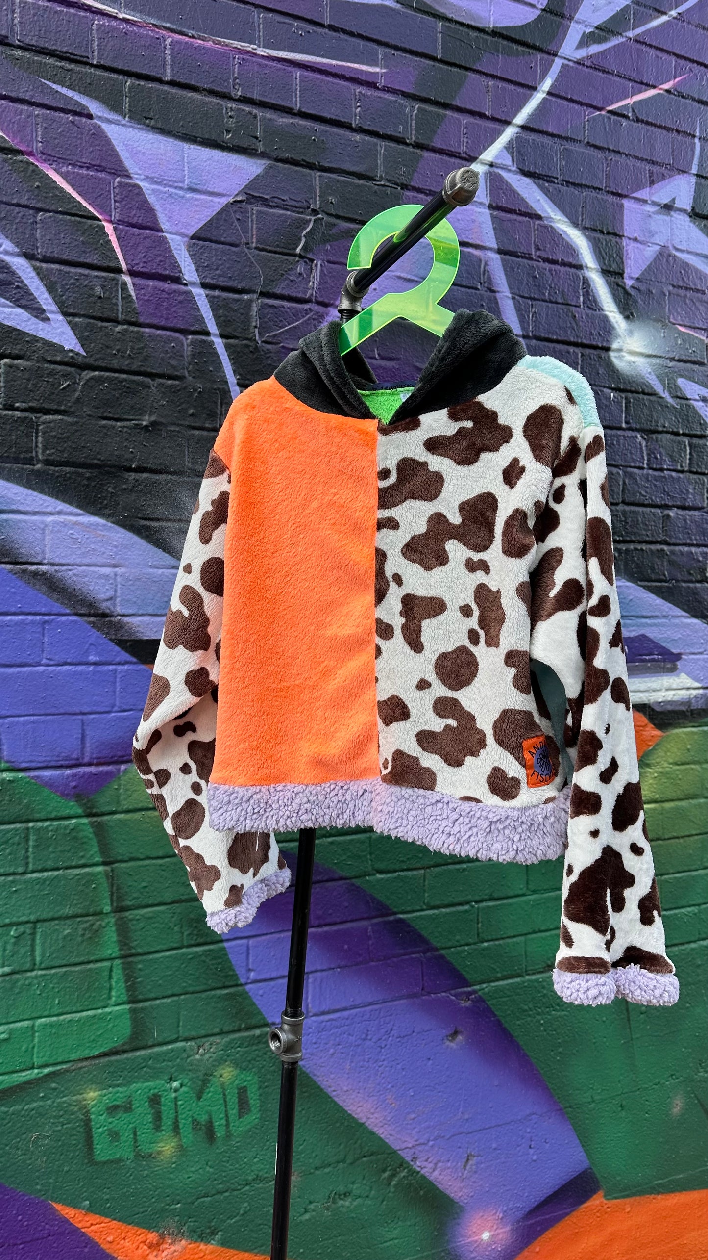 Fuzzy Sweatshirt: #19 ✿ S/M