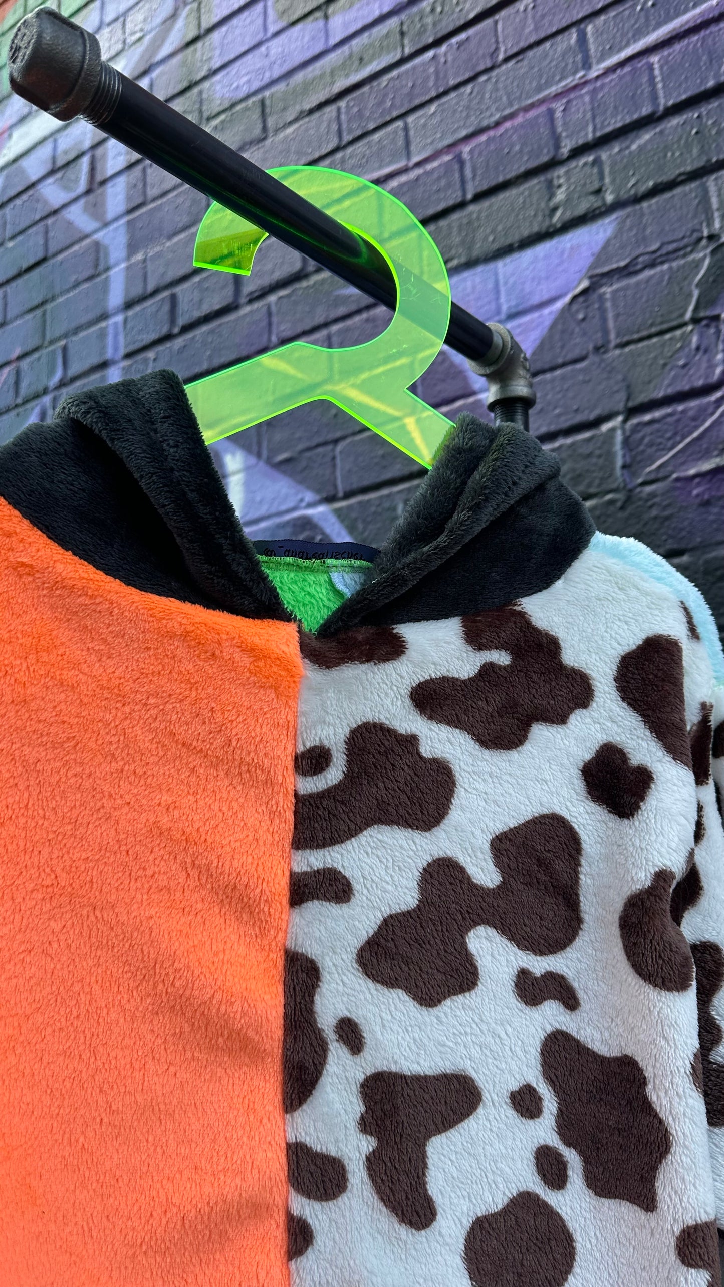 Fuzzy Sweatshirt: #19 ✿ S/M